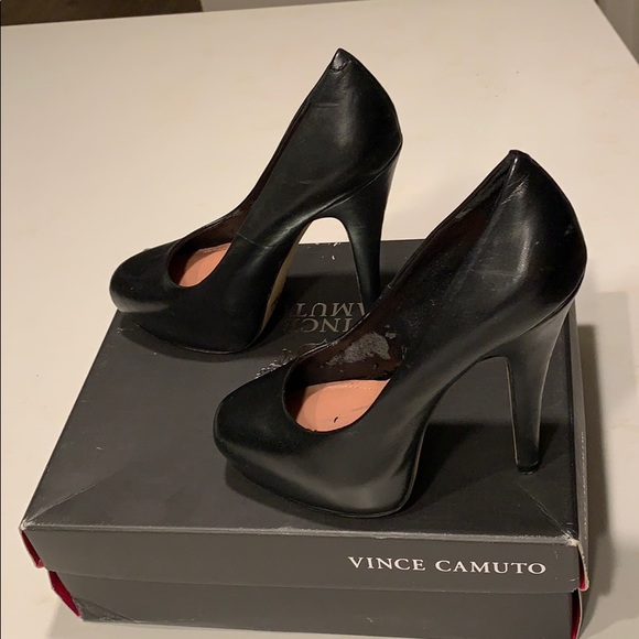 Vince Camino platform heels - Picture 2 of 3